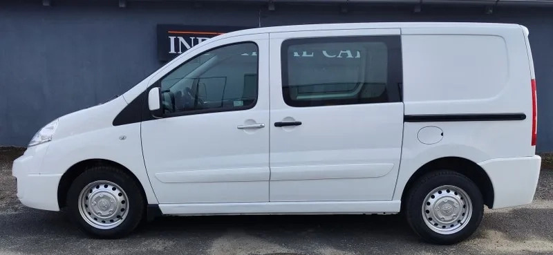 Toyota ProAce cena 48900 przebieg: 114400, rok produkcji 2015 z Sochaczew małe 211
